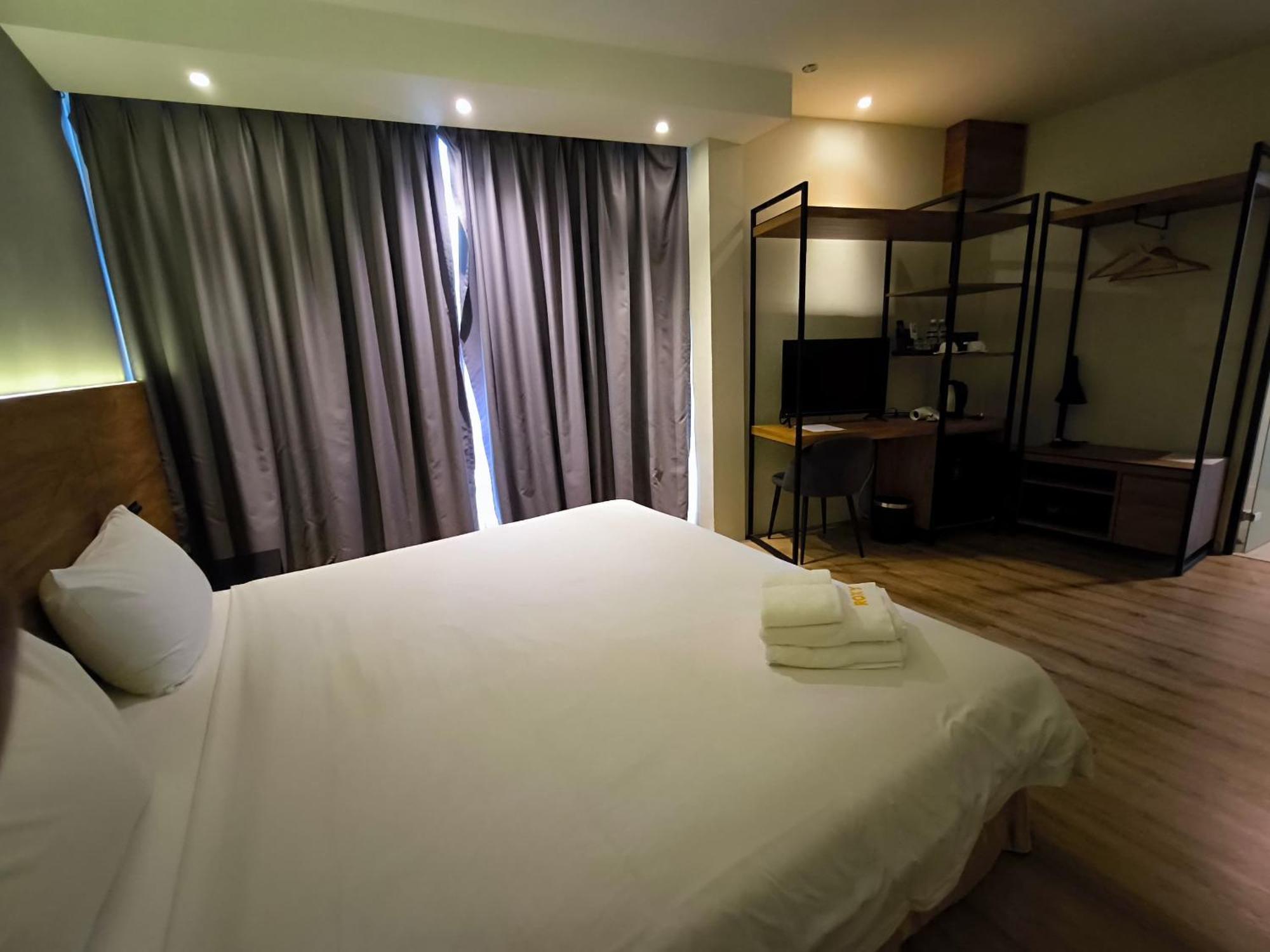 Roxy Hotel Padungan Kuching Exterior photo